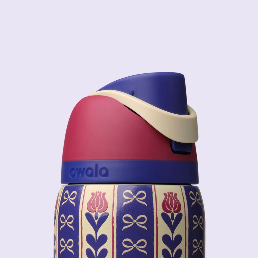 Owala FreeSip 24oz Holiday Hygge holiday collection - Blue