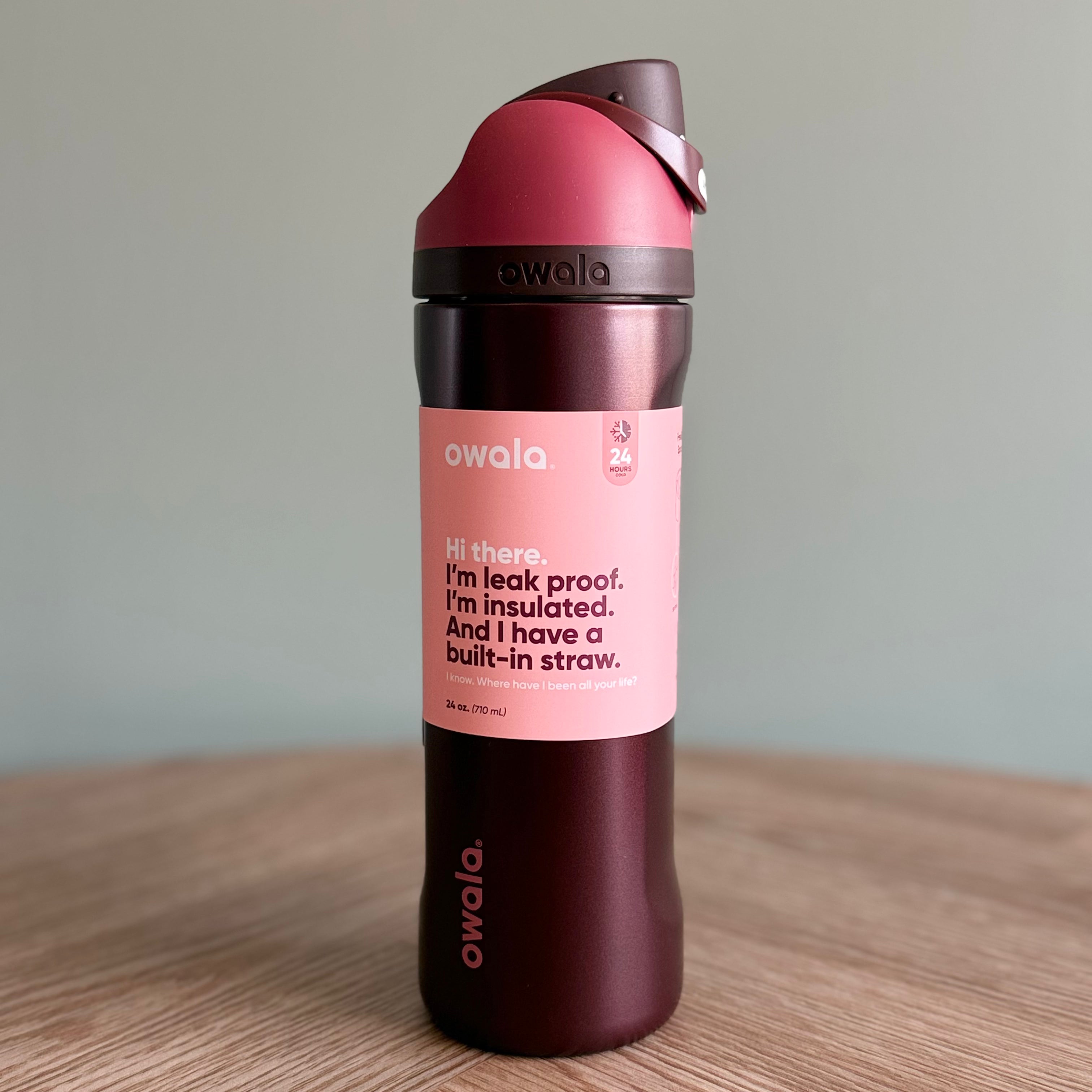 Owala FreeSip 24oz Black Cherry US Exclusive Bottle - Burgundy - Fast UK delivery