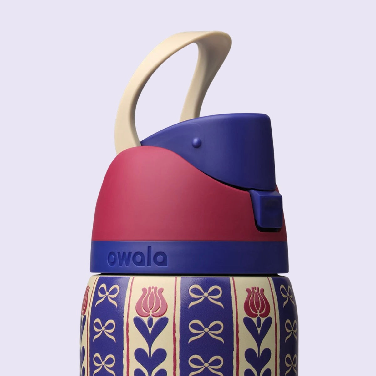 Owala FreeSip 24oz Holiday Hyggeholiday collection - Blue -  carry loop & lock