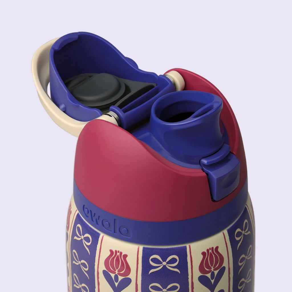 Owala FreeSip 24oz Holiday Hygge holiday collection - Blue/beige - sip or swig