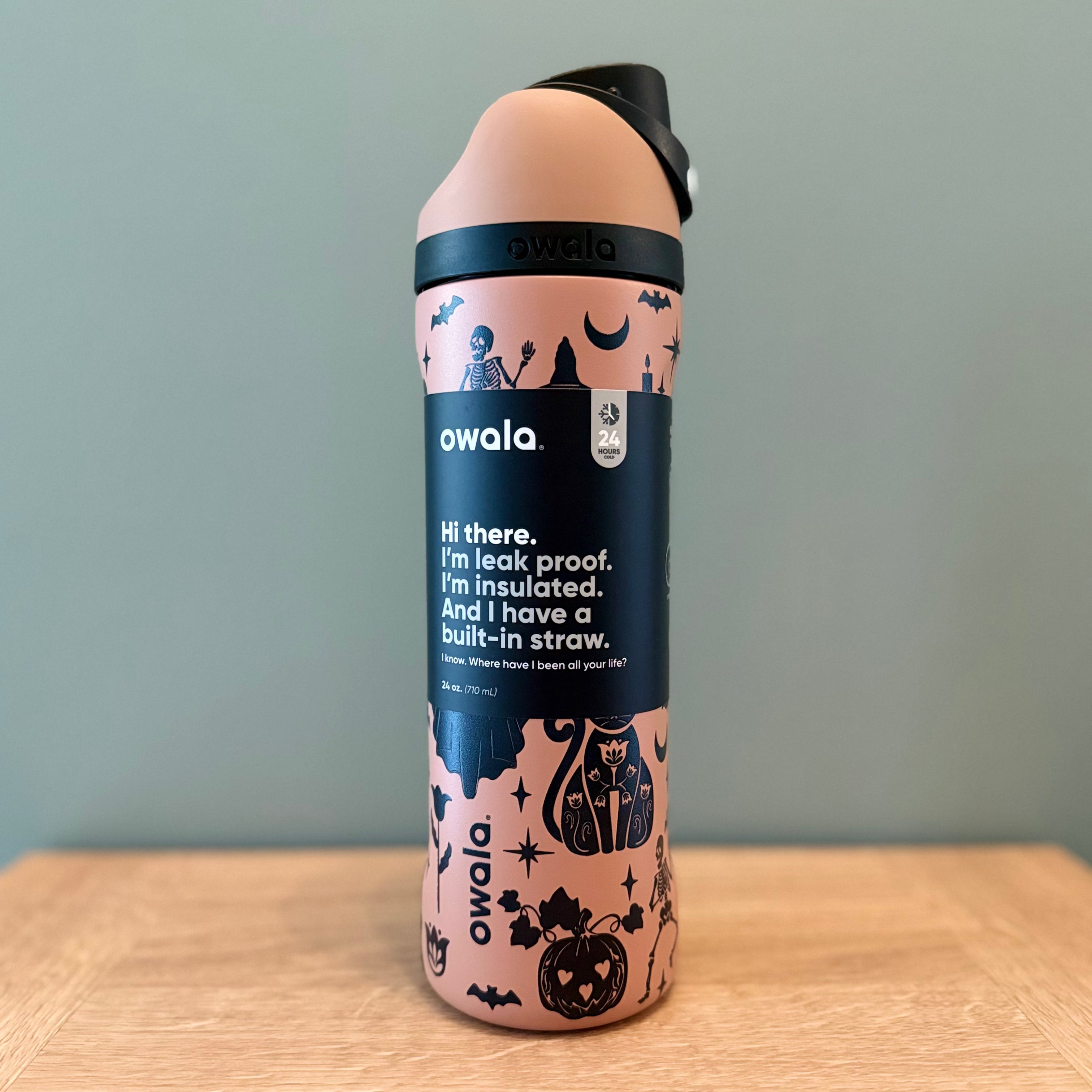Owala Fright & Delight (710ml / 24oz)